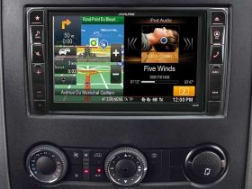 Alpine X800D-S906