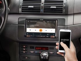 Alpine iLX-702D 7” дигитален медиен приемник с Apple CarPlay и Android Auto