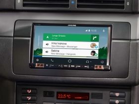 Alpine iLX-702D 7” дигитален медиен приемник с Apple CarPlay и Android Auto