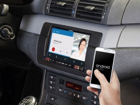 Alpine iLX-702D 7” дигитален медиен приемник с Apple CarPlay и Android Auto