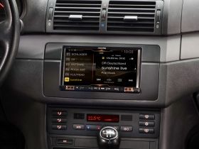 Alpine iLX-702D 7” дигитален медиен приемник с Apple CarPlay и Android Auto