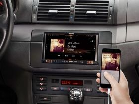 Alpine iLX-702D 7” дигитален медиен приемник с Apple CarPlay и Android Auto