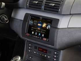Alpine iLX-702D 7” дигитален медиен приемник с Apple CarPlay и Android Auto