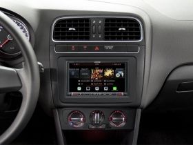Alpine INE-W710DC 7” Navigation with TomTom maps including trucking feature, compatible with Apple CarPlay and Android Auto - INE-W710DC