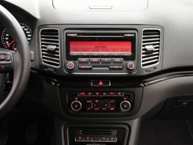 Alpine KIT-8VWTD  Installation Kit for INE-W928R ( VW Touran, Tiguan, Seat Alhambra, Skoda Roomster, Fabia, Octavia 2 and others )